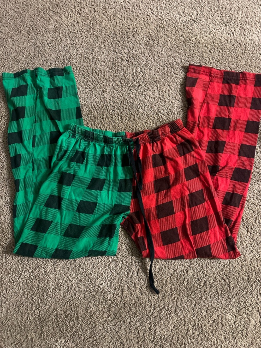 Women’s Small Buffalo Plaid Pajama Pants - Red & Green